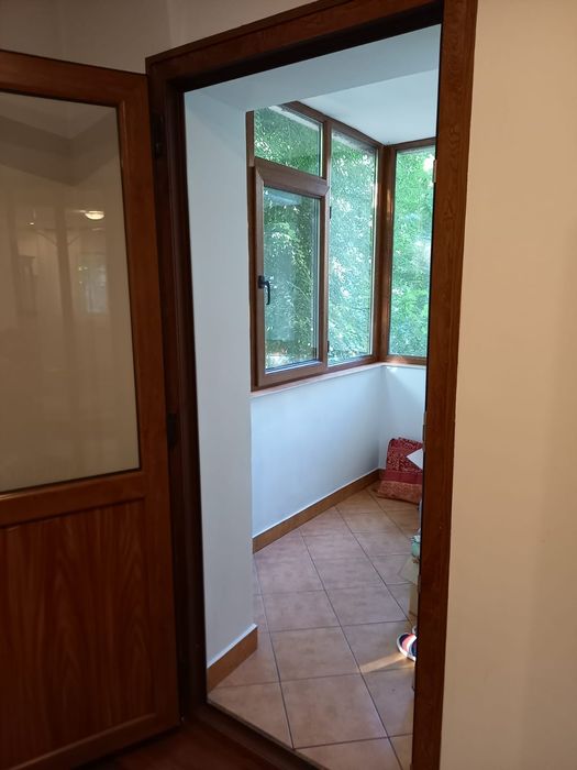 PERSOANĂ FIZICĂ  Închiriez ap. 2 cam,nicolina -prima stație  Podul Ros