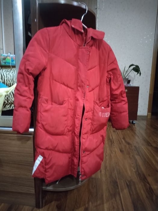 Куртки на девочку 7,8 лет, весенняя осенняя и зимняя