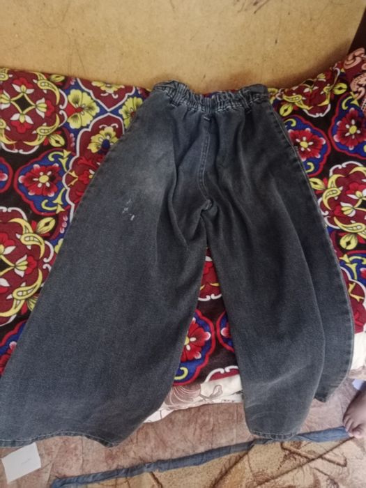 Джинсы сатылады!