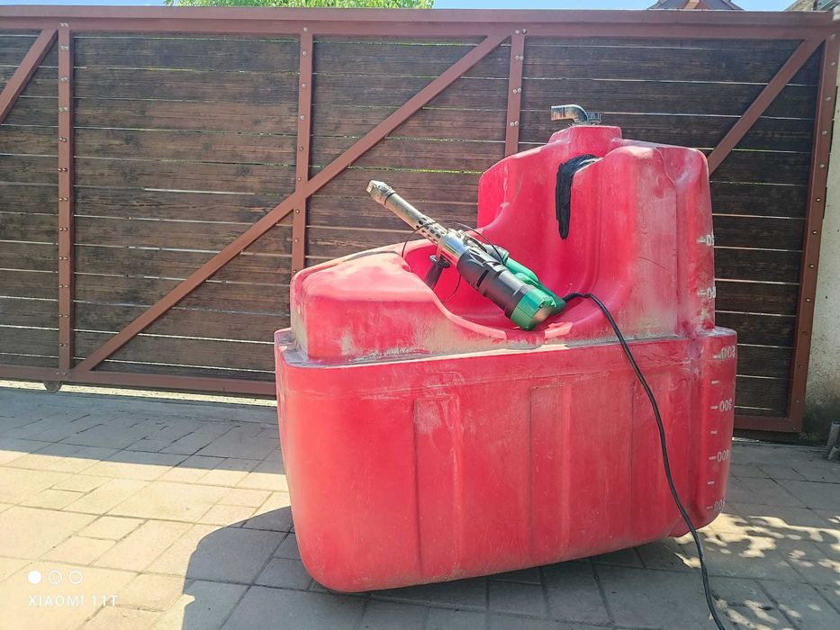 Reparatii/lipire statii de erbicidat / combina si rezervoare plastic