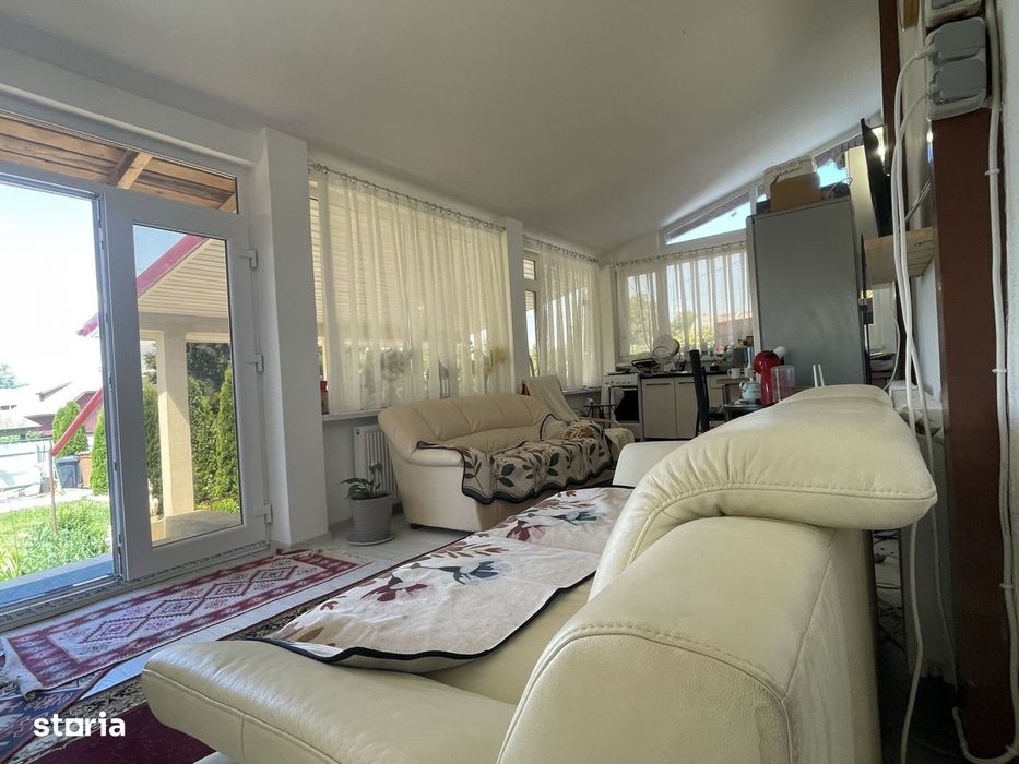 Casa spatioasa cu 5 camere