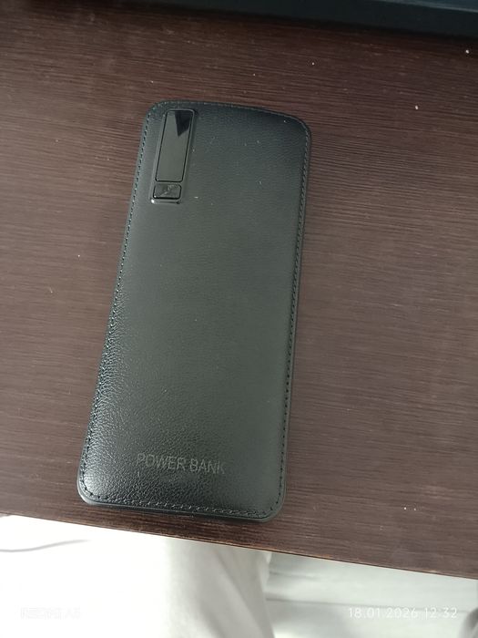 Vând baterie externa