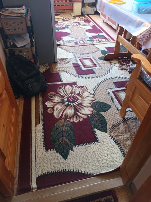 Гиламлар сотилади