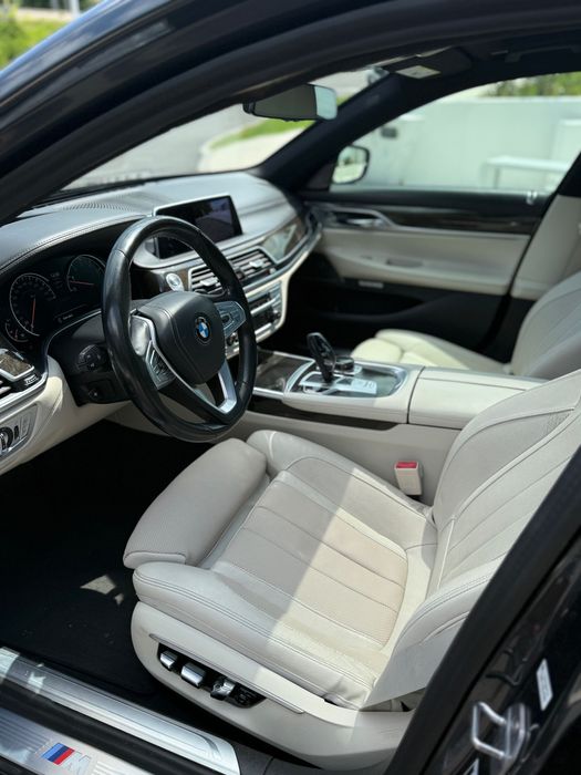 BMW 740 i - M PAKET INTERIOR/EXTERIOR