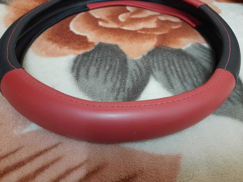 Стилен калъф за волан с антиплъзгащо покритие, червено, 38 см диаметър