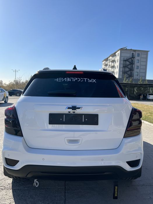 Продается автомобиль TRACKER 1