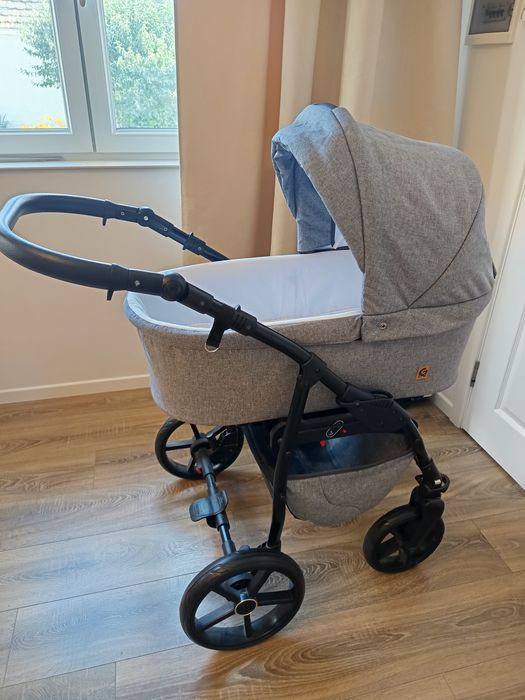 Cărucior 2în1 unisex + scoica CADOU