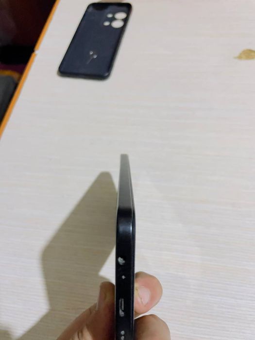 Redmi 15C holati ideal chaqa chuqasi yoʻq narxi 2 400