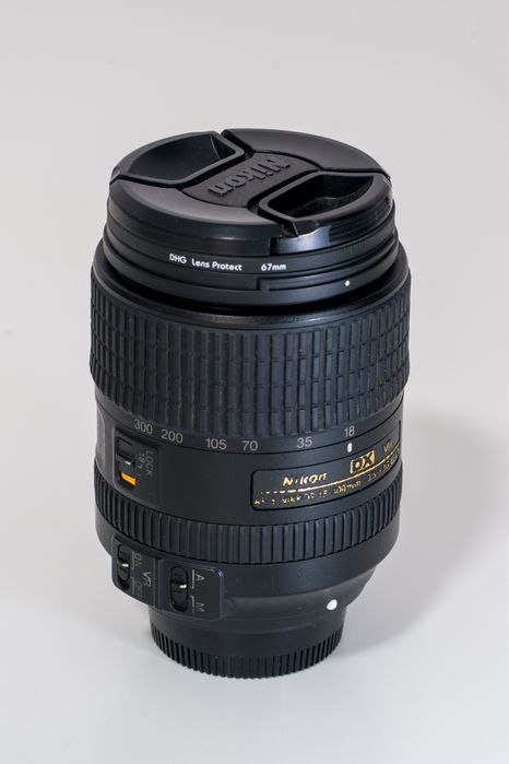 Kit Foto Nikon D7200 + Obiectiv 35mm f1.8 + 18-300mm VR + Bliț Yongnuo | 76k cadre