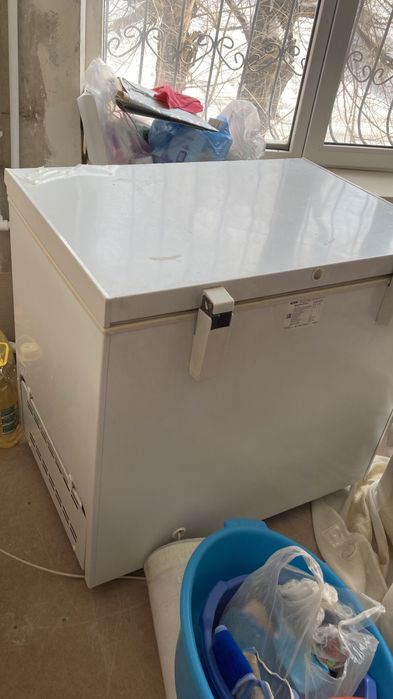 Продам морозильную камеру