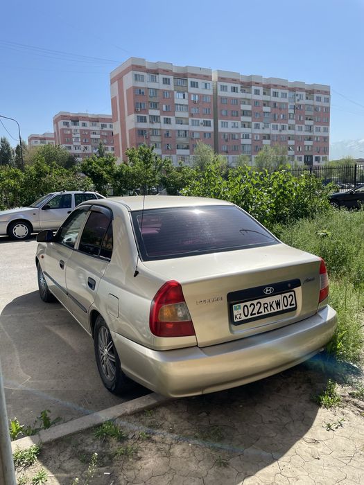Hyundai accent 1.6