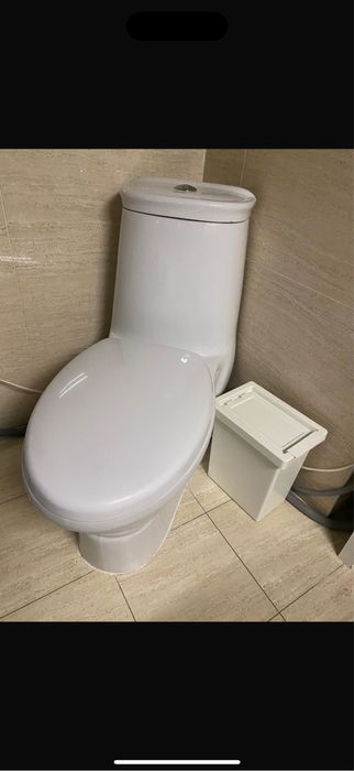 Продам итальянский унитаз