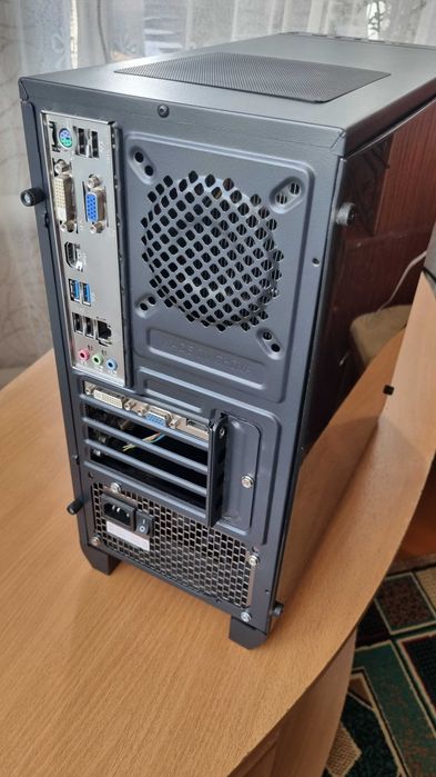 Продам Компьютер Intel® Core™ i7-3770, 8Gb RAM