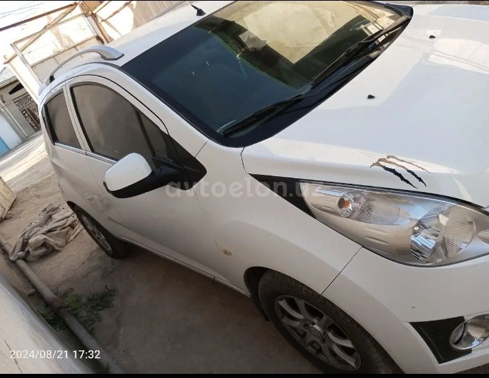 Spark sotiladi holati yaxshi