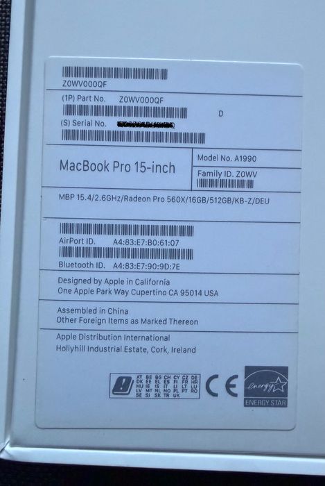 Cutie originala MacBook Pro 2017 - Space Gray