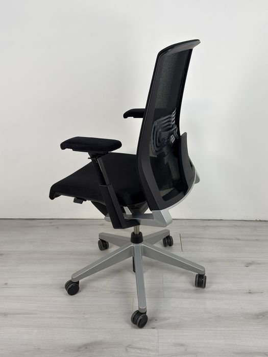 Ергономичен офис стол Hawortn Very CHAIR обзавеждане