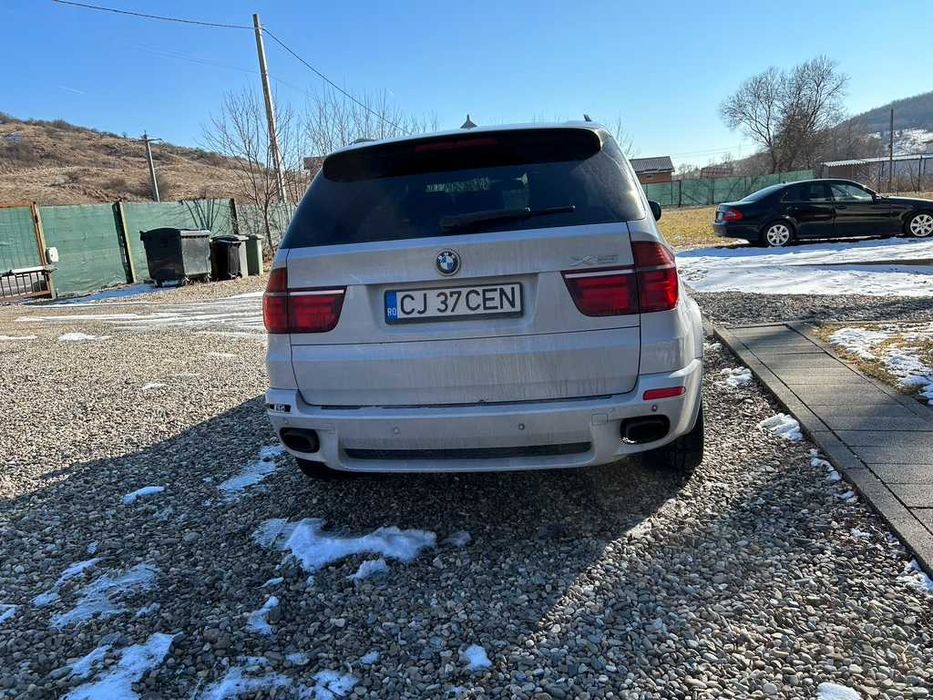 Vand BMW X5 - LA PRET REDUS - NU functioneaza pompa de injectie
