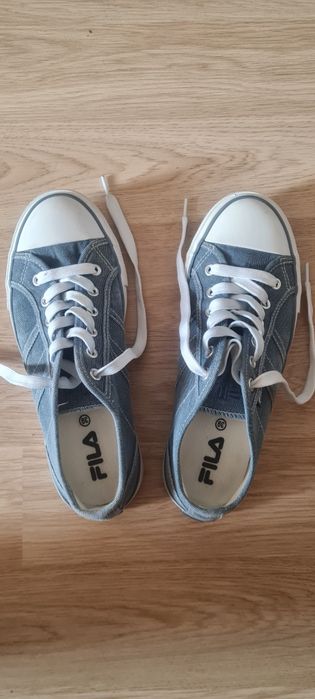 Продам кросовки кеды.