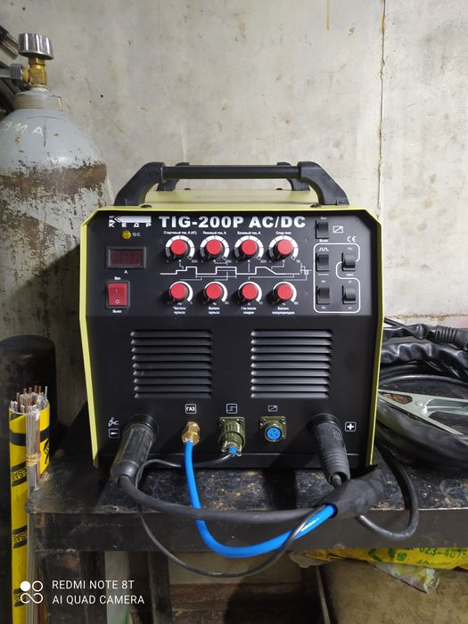 Продам аргонадуговой аппарат КЕДР TIG 200P AC/DC