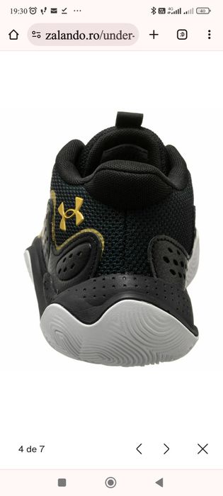 Adidași under armour