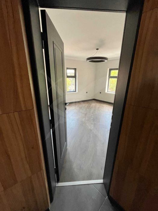 Тристаен апартамент в Мараша 61945