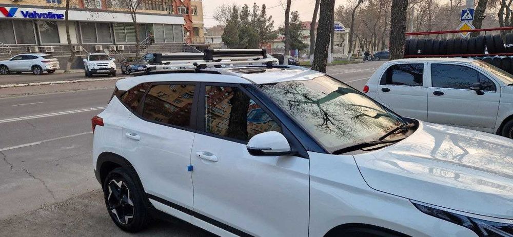 Держатель для лыж и сноубордов