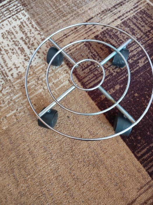 Стойка за саксии!