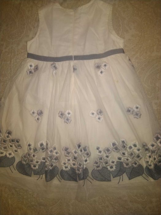 Рокля за 5 години