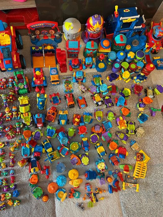 Colectie mare Superzincs /  Kazoom Kids Vehicule + Baze de joaca