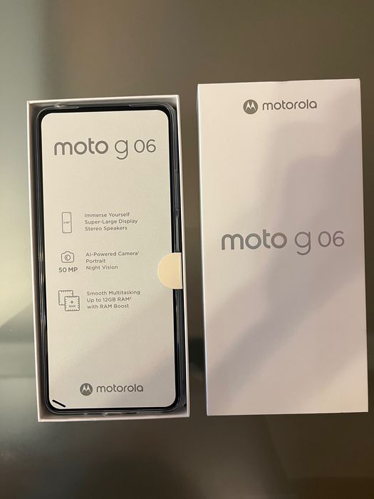 Мобилен телефон Motorola g06 син