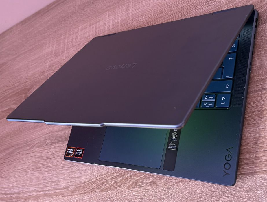 Lenovo Yoga 7 AMD Ryzen 7 AI 350 - 32GB 1TB - OLED ! 2in1 x360 Slim