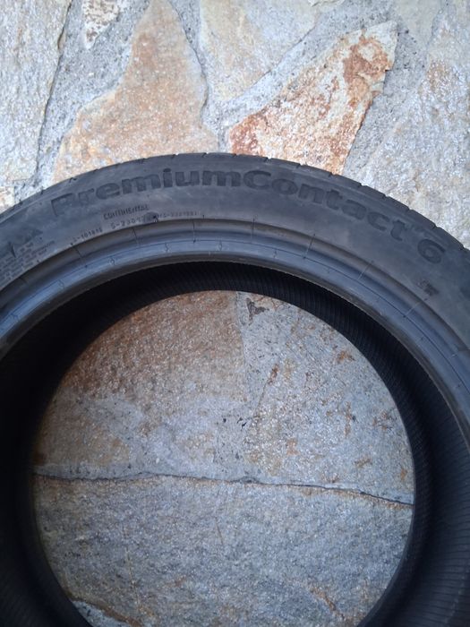 225 45 17 Continental Premium Contact  6