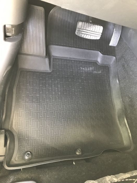 Полики коврики полиуритан Rival. Outlander 3