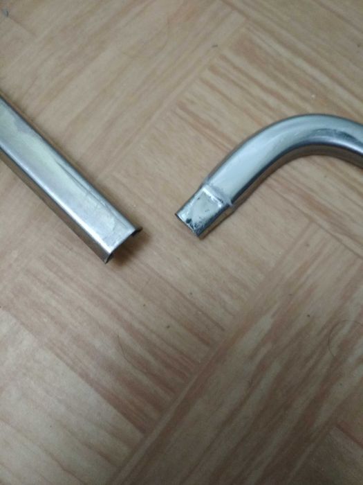 Автозапчасть Ваз 2106. Молдинги.