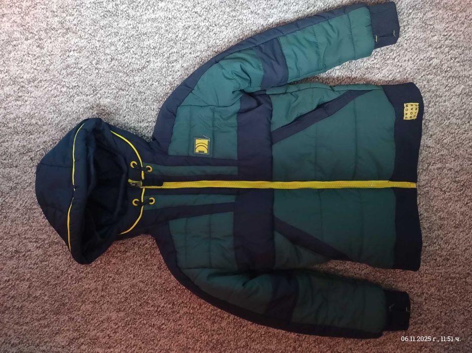 Зимно яке,р-р 122,Чисто Ново