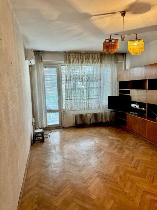 Четиристаен за продажба в ж.к Бъкстон