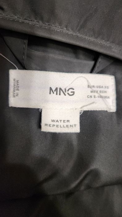 Куртка зимняя с капюшоном