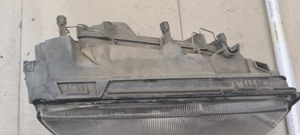 Фары Мерседес 124