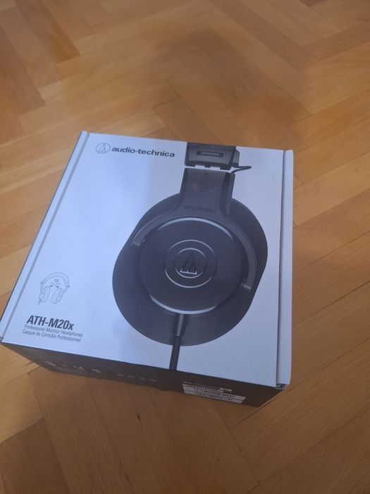 Audio Tehnica ATH-M20x casti audio profesionale