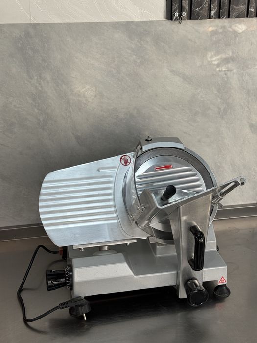 Слайсер Мясорезка Гушт майдалагич