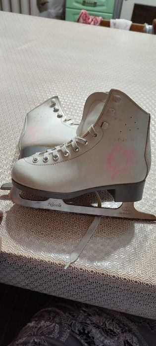 Коньки для девочки botas