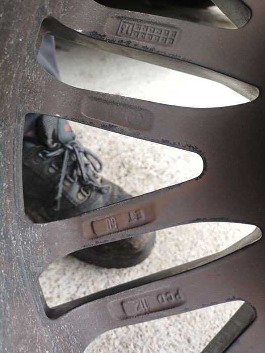 Vând jante r18 255 45 Z18 vara