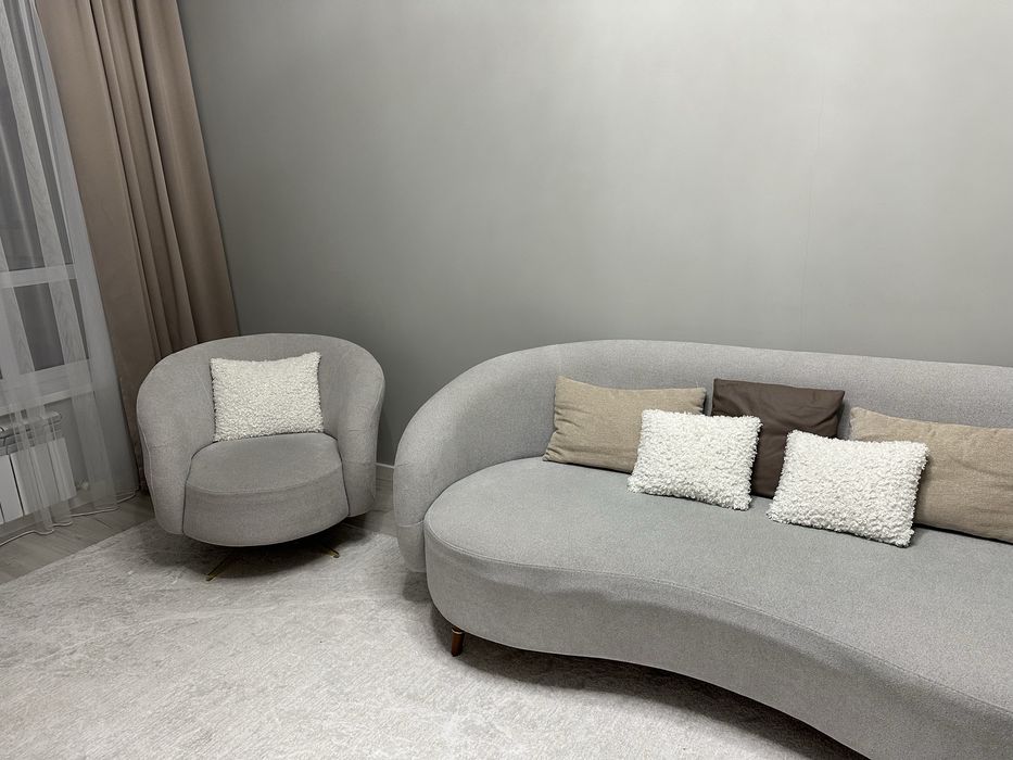 продаю диван +2 кресло