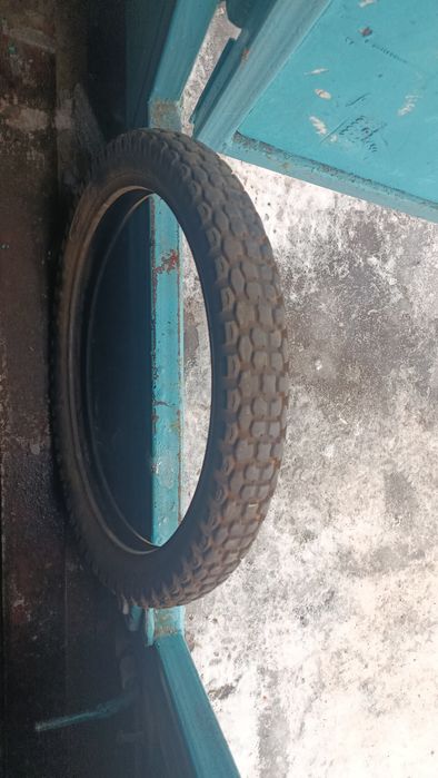 Покрышка,Шина на мотоцикл