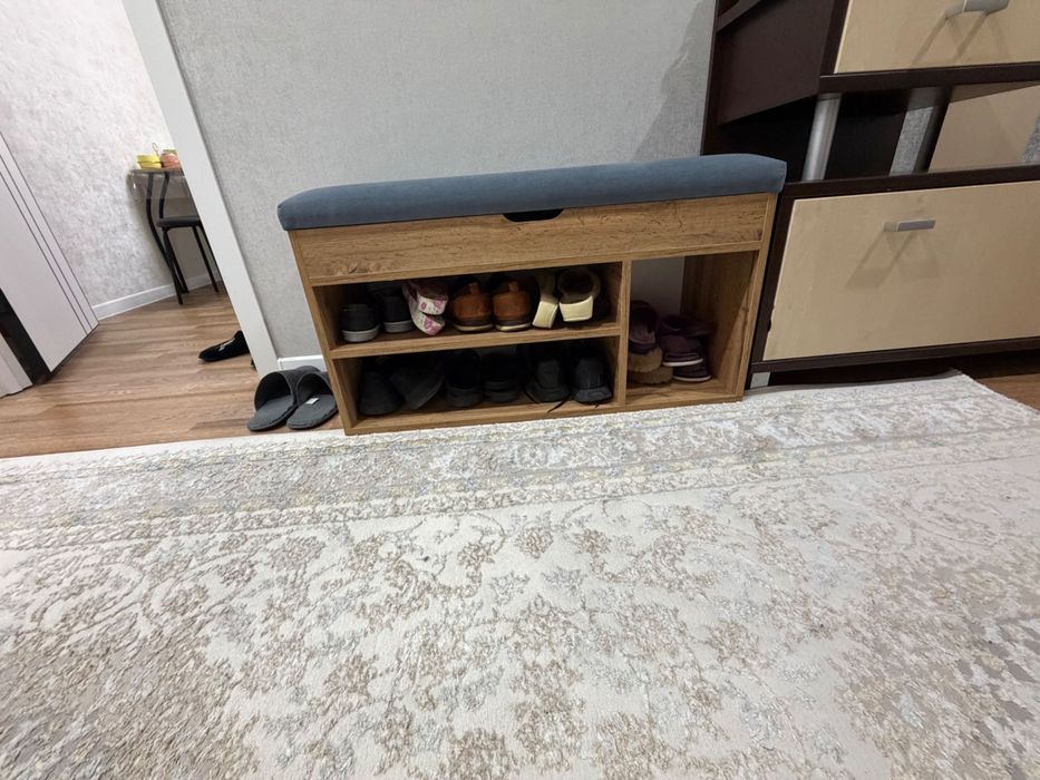 Тумба для обуви почти новая