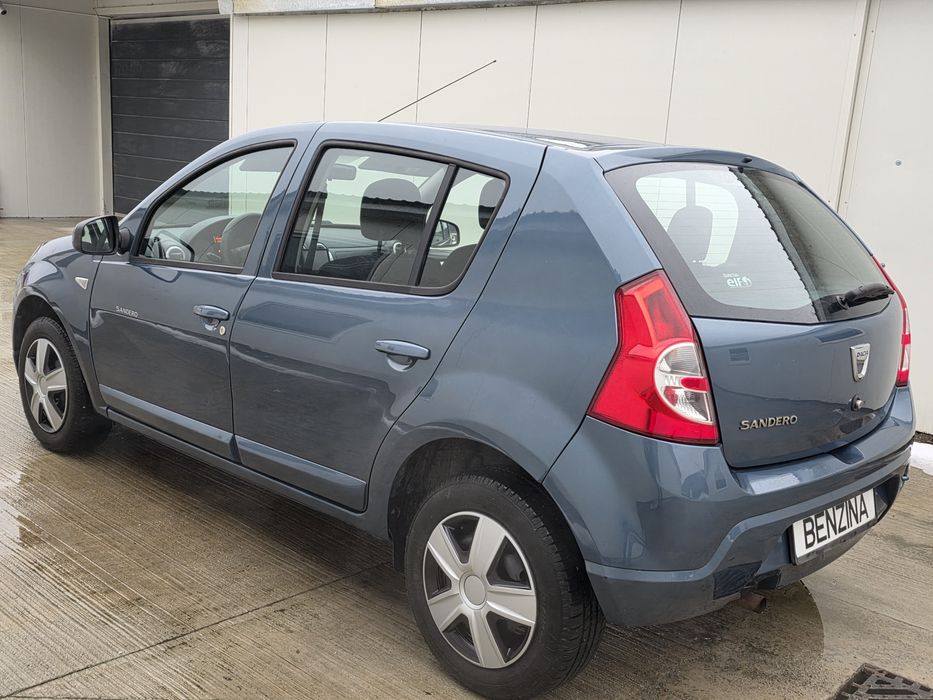 Dacia Sandero an 2012 1.6 benzină Euro5 Laureate import Germania