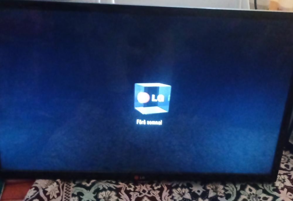 Vând plasma 300 de lei