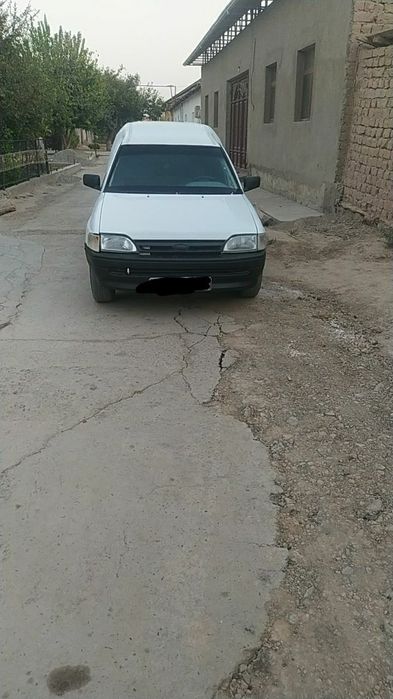 Ford eskord 1991 yil