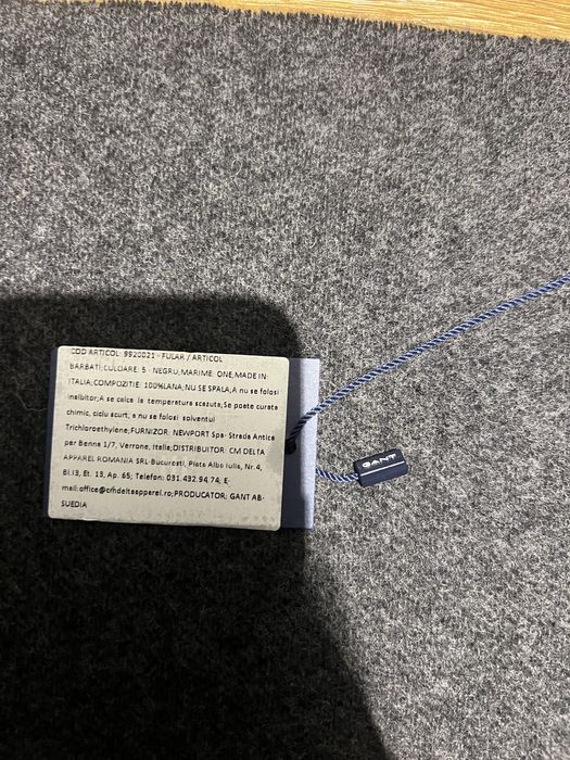 Fular GANT doua fete lana