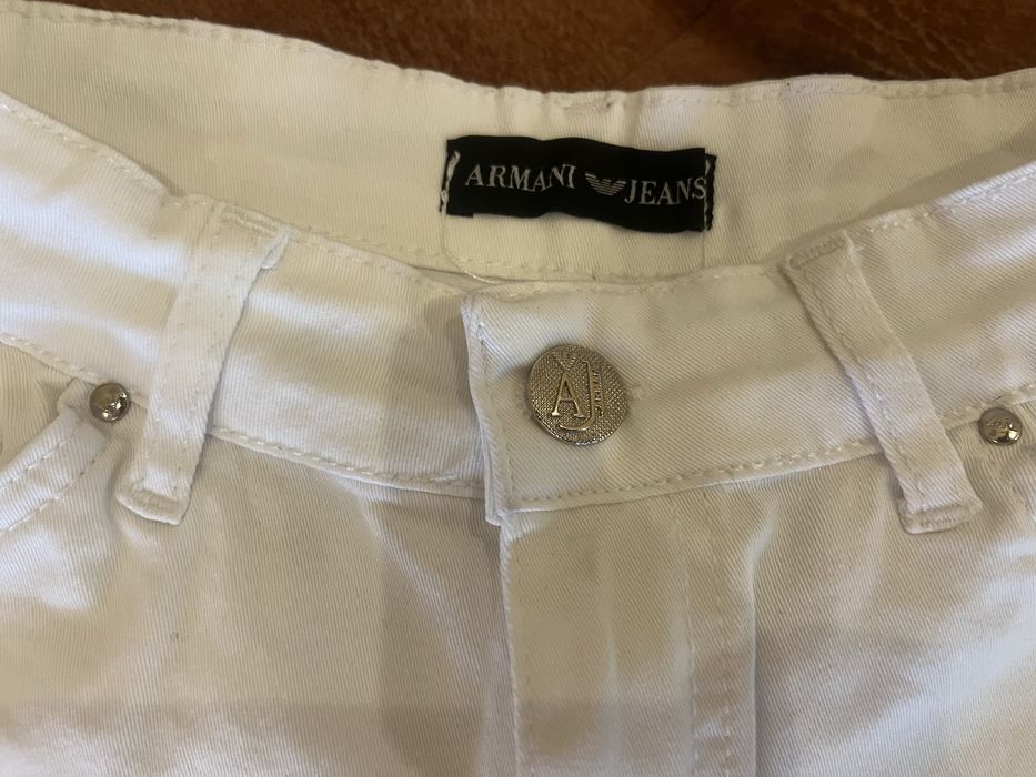 Къси панталонки.